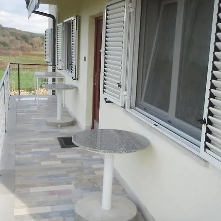 Guest house Jasmin 3*