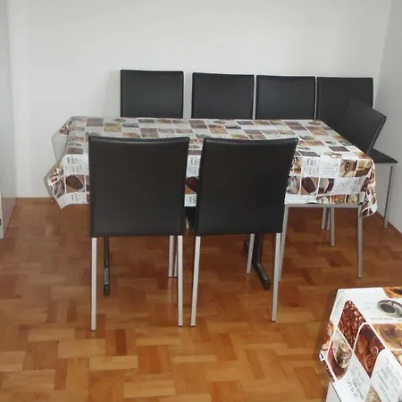 Jasmin Guest house 3*